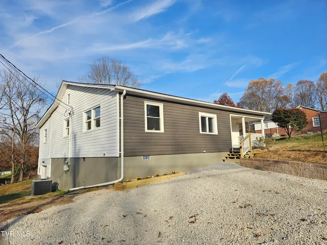 $249,999 | 209 North Paperville Road, Bristol, TN 37620