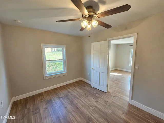 $249,999 | 209 North Paperville Road, Bristol, TN 37620