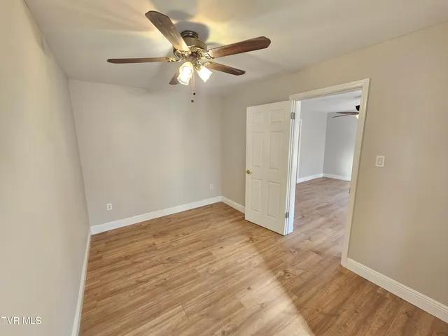 $249,999 | 209 North Paperville Road, Bristol, TN 37620