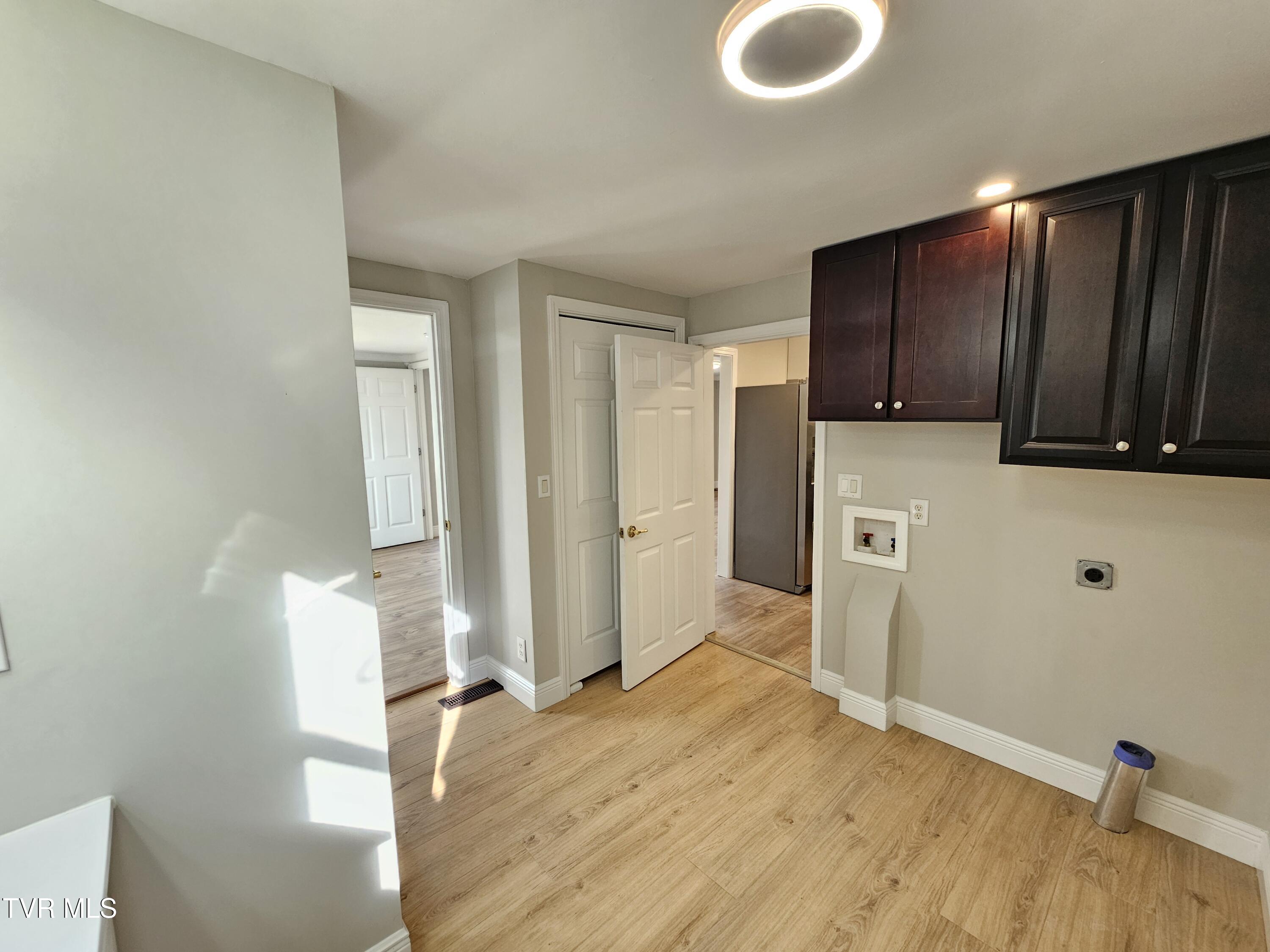 209 North Paperville Road Bristol, TN 37620 - Photo 39 of 43 20251107_152920