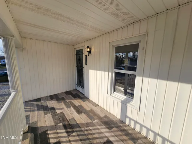 $249,999 | 209 North Paperville Road, Bristol, TN 37620