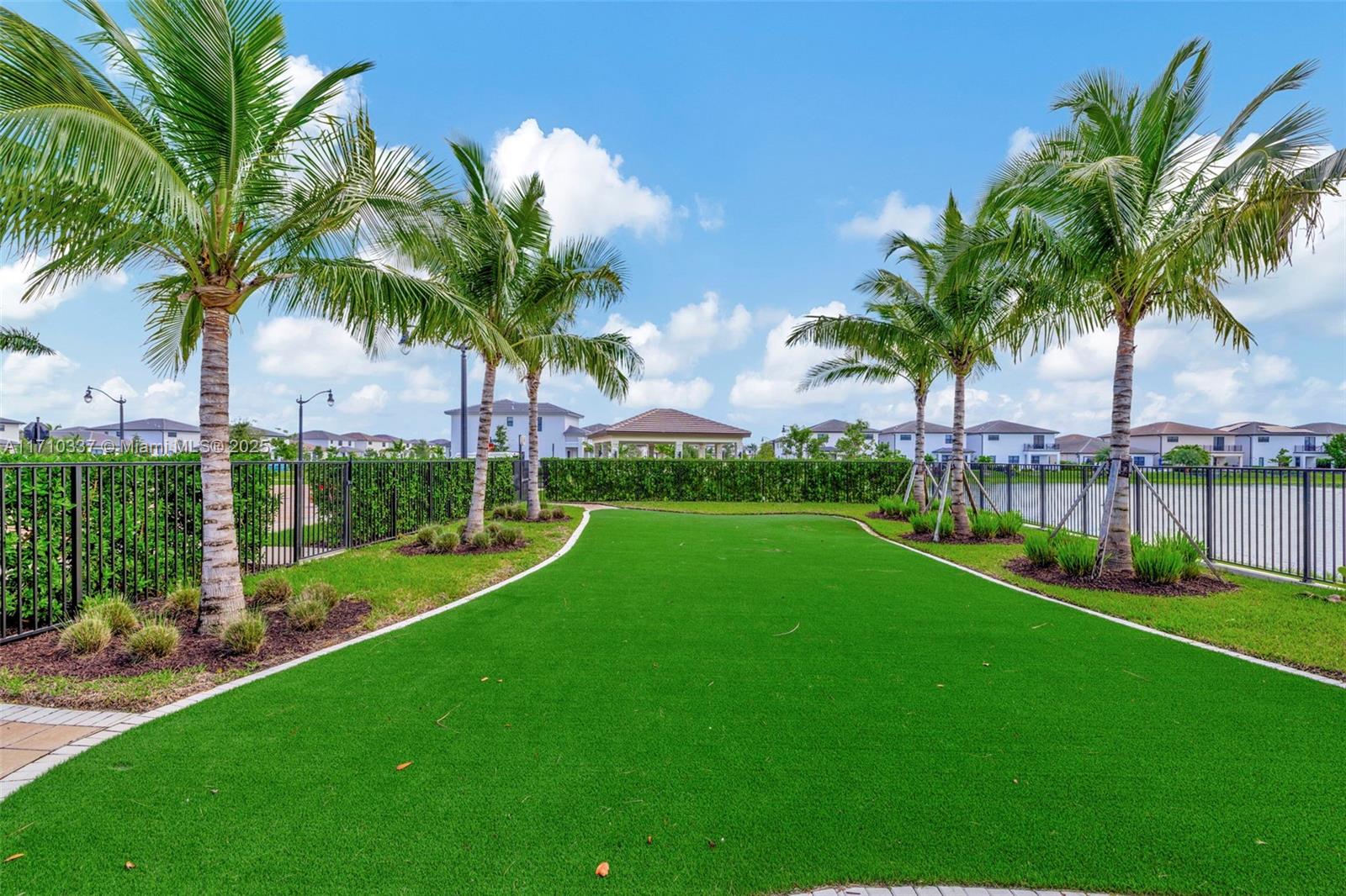 17473 Southwest 41st Street Miramar, FL 33029 - Photo 65 of 92 Beautiful putting green