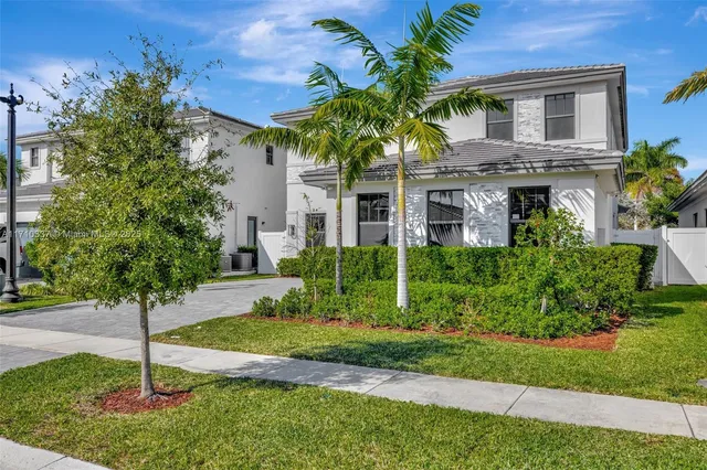 $1,200,000 | 17473 Southwest 41st Street, Miramar, FL 33029