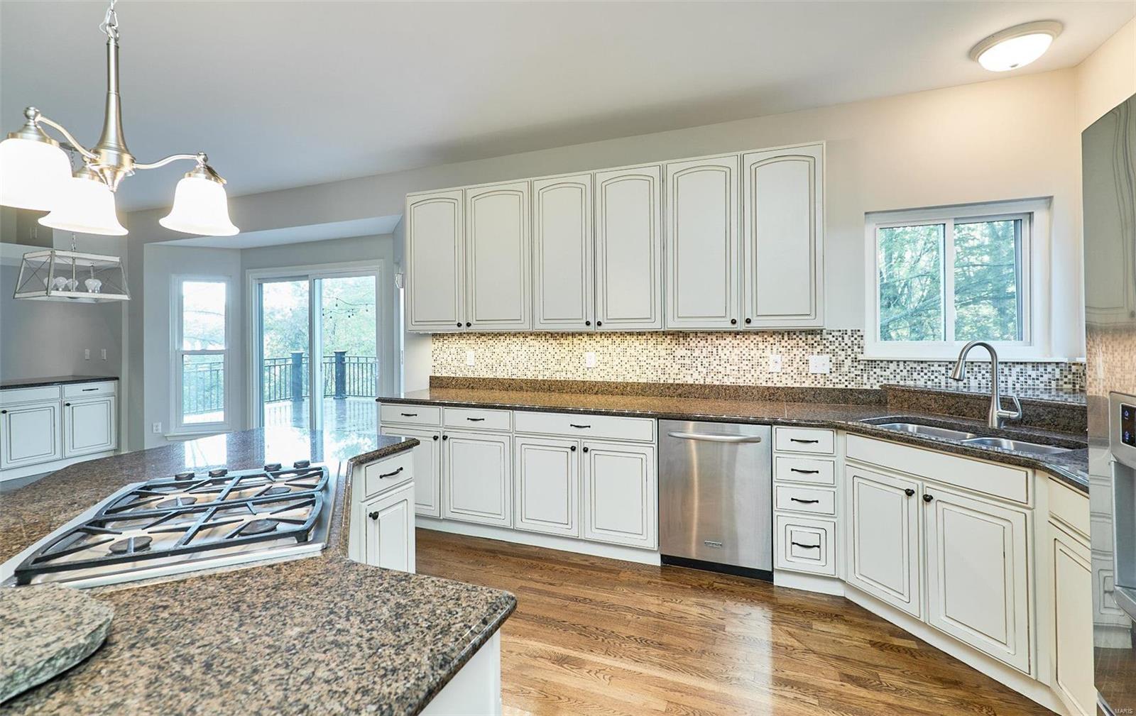 570 Castle Ridge Drive Ballwin, MO 63021 - Photo 20 of 65 Gallery Image 20