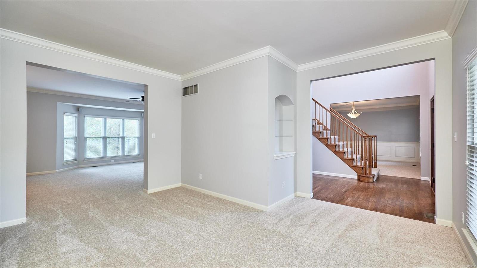 570 Castle Ridge Drive Ballwin, MO 63021 - Photo 10 of 65 Gallery Image 10