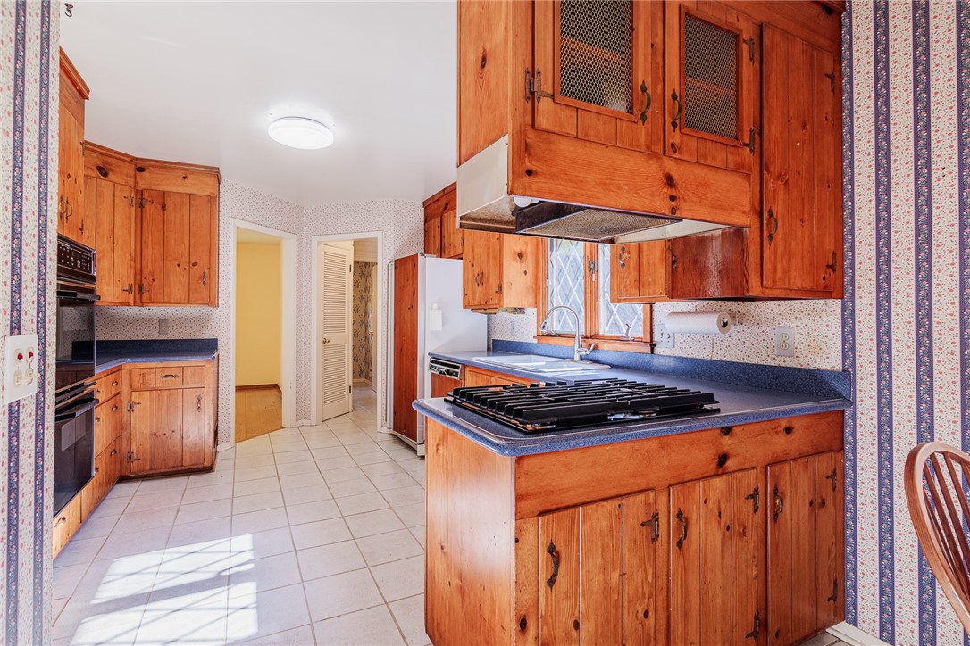 72 Conmar Drive Irondequoit, NY 14609 - Photo 13 of 50