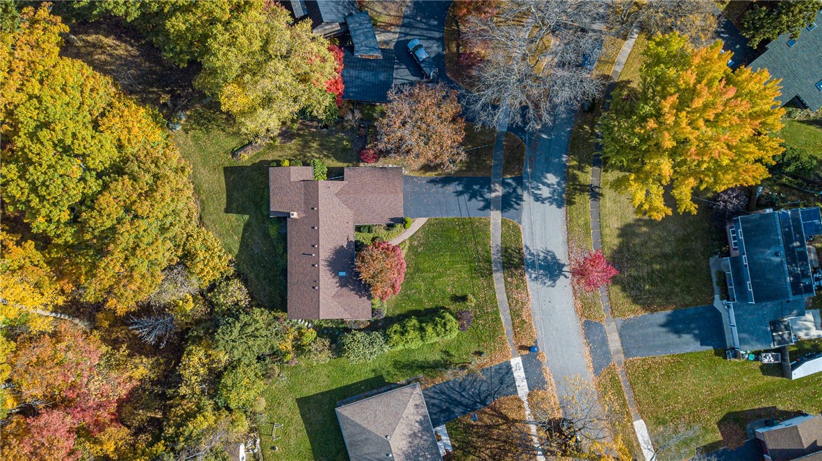 72 Conmar Drive Irondequoit, NY 14609 - Photo 6 of 50