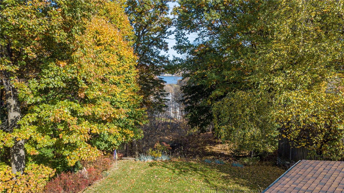 72 Conmar Drive Irondequoit, NY 14609 - Photo 7 of 50