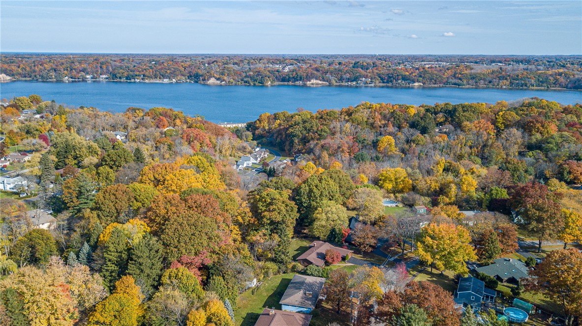 72 Conmar Drive Irondequoit, NY 14609 - Photo 9 of 50