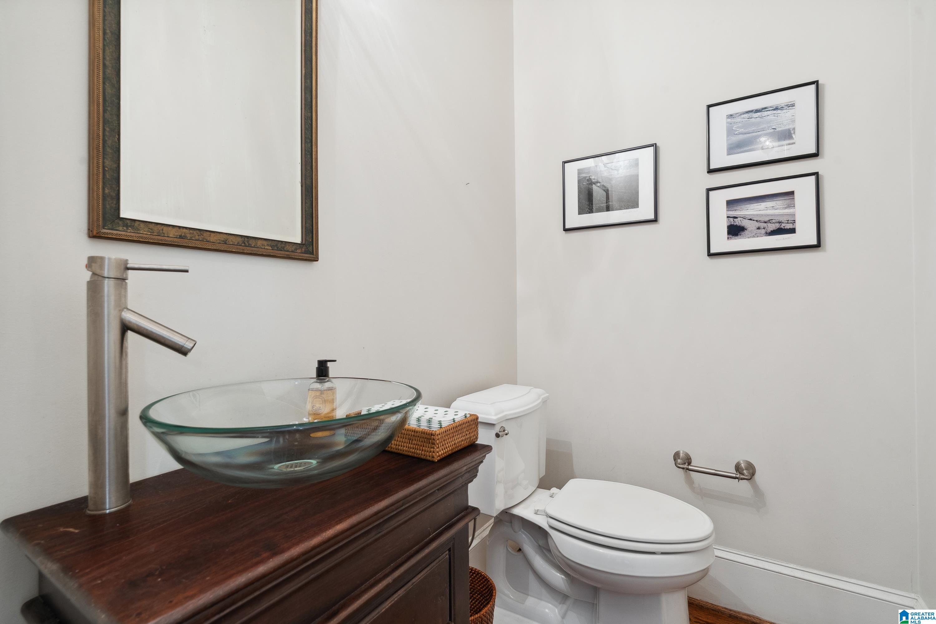 1528 Wellington Road Birmingham, AL 35209 - Photo 20 of 61