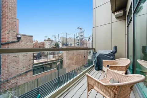 $1,850,000 | 2748 North Lakewood Avenue, Unit 4, Chicago, IL 60614