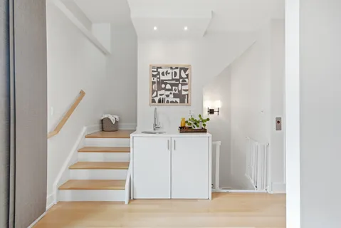 $1,850,000 | 2748 North Lakewood Avenue, Unit 4, Chicago, IL 60614