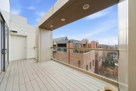 $1,850,000 | 2748 North Lakewood Avenue, Unit 4, Chicago, IL 60614