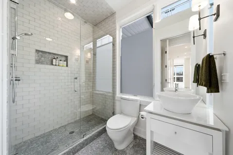 $1,850,000 | 2748 North Lakewood Avenue, Unit 4, Chicago, IL 60614