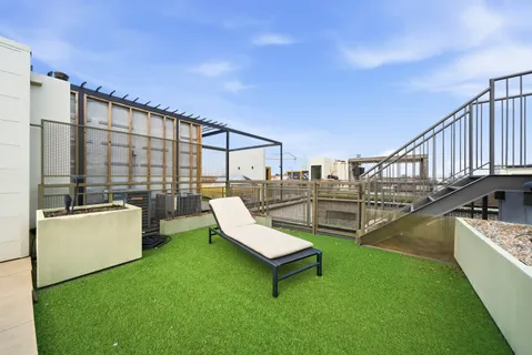 $1,850,000 | 2748 North Lakewood Avenue, Unit 4, Chicago, IL 60614