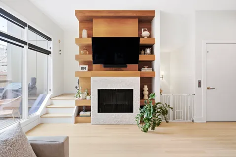 $1,850,000 | 2748 North Lakewood Avenue, Unit 4, Chicago, IL 60614