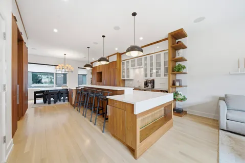 $1,850,000 | 2748 North Lakewood Avenue, Unit 4, Chicago, IL 60614