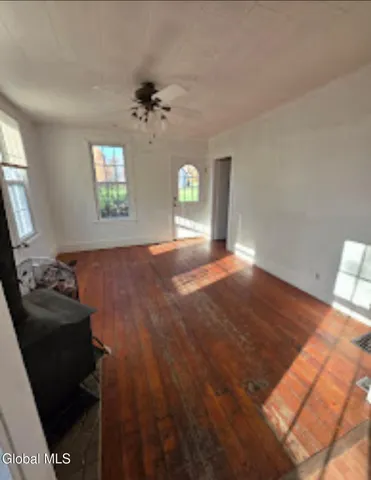 $199,000 | 1 Cambridge Road, Greenwich, NY 12834