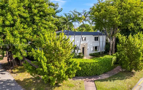 $4,499,999 | 5181 La Gorce Drive, Miami Beach, FL 33140