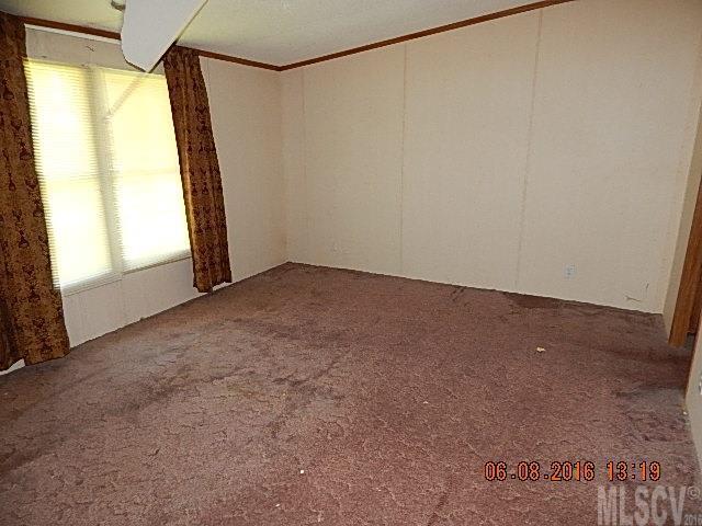 4055 Pigtail Road Lenoir, NC 28645 - Photo 3 of 15 Gallery Image 3
