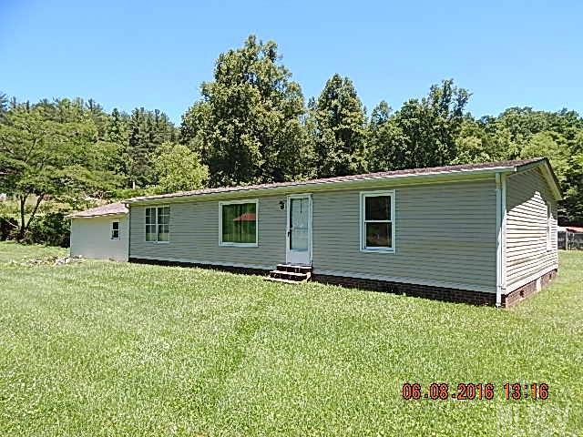 4055 Pigtail Road Lenoir, NC 28645 - Photo 9 of 15 Gallery Image 9