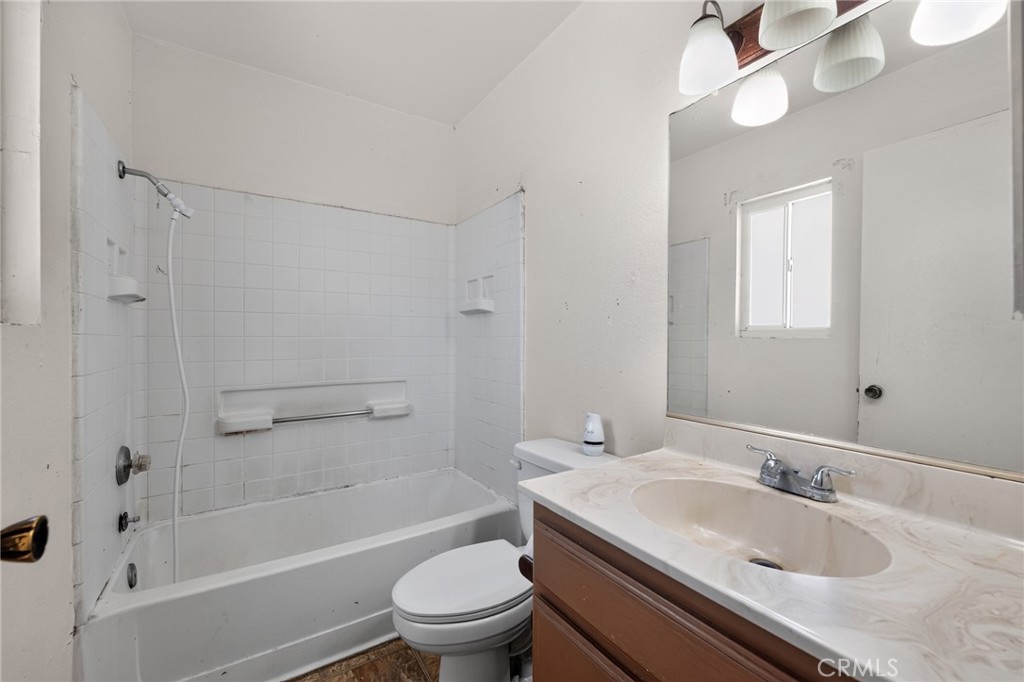 498 Serrana Road Perris, CA 92570 - Photo 25 of 29 Gallery Image 25