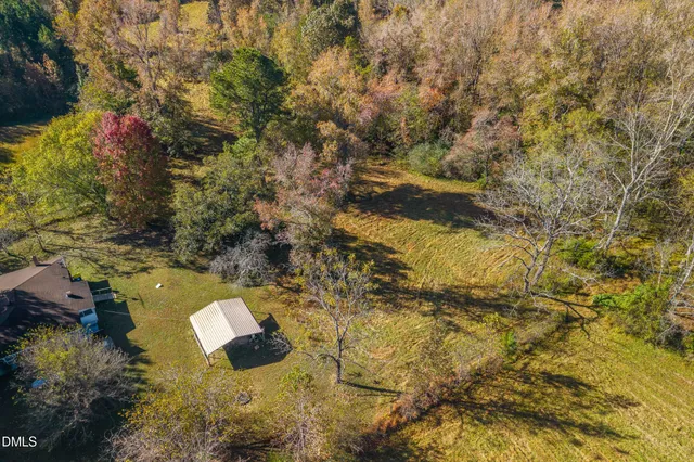 a view of outside area