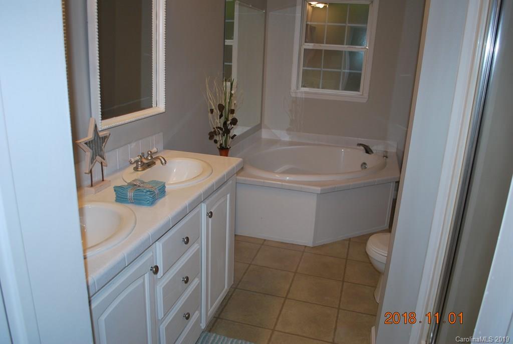 908 Roby Conley Road Marion, NC 28752 - Photo 24 of 38 Gallery Image 24