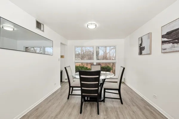 $279,900 | 2337 Valley View Lane, Park Forest, IL 60466