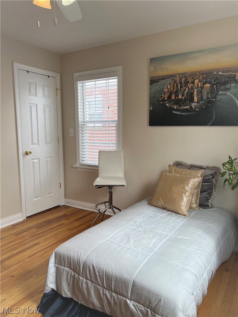 4233 Ellison Road South Euclid, OH 44121 - Photo 11 of 30 1st Floor Small Bedroom or Office 2