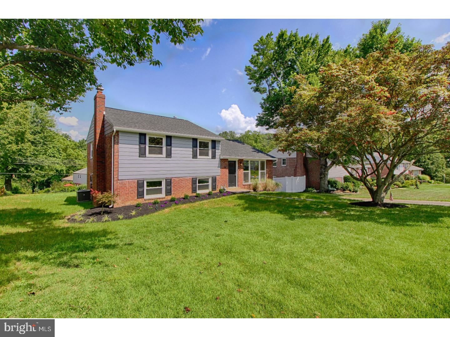 451 Maddock Road Springfield, PA 19064 - Photo 2 of 25