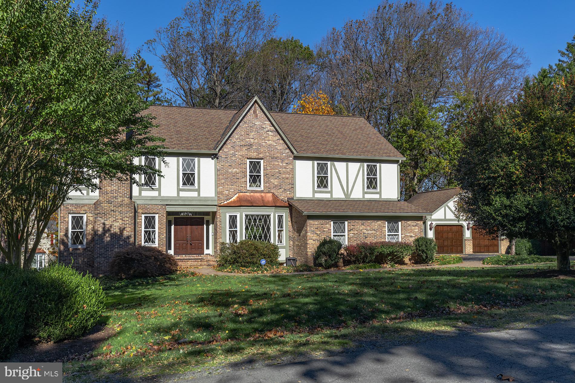 2014 Spring Branch Drive Vienna, VA 22181 - Photo 1 of 65 Gallery Image 1