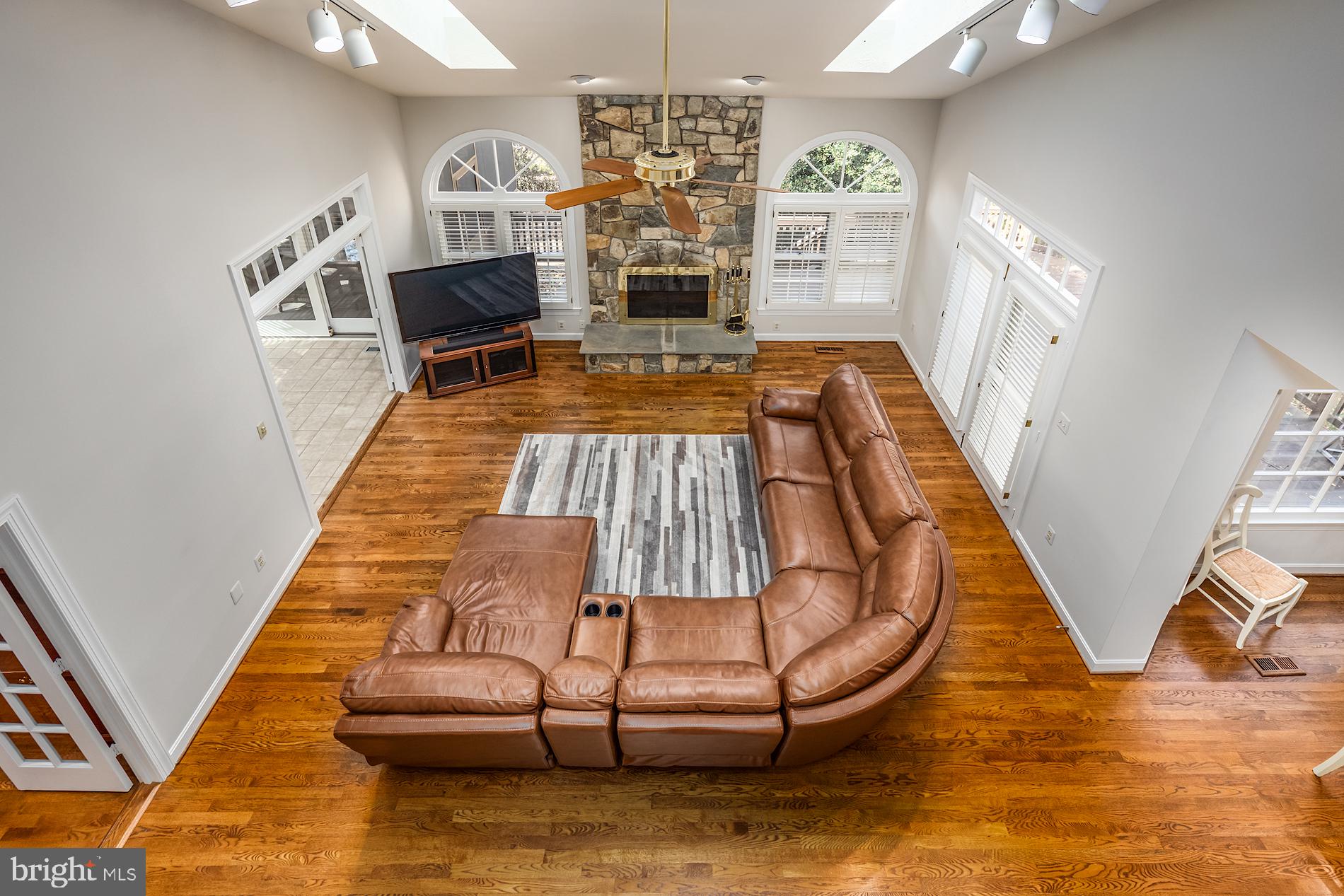 2014 Spring Branch Drive Vienna, VA 22181 - Photo 22 of 65 Gallery Image 22