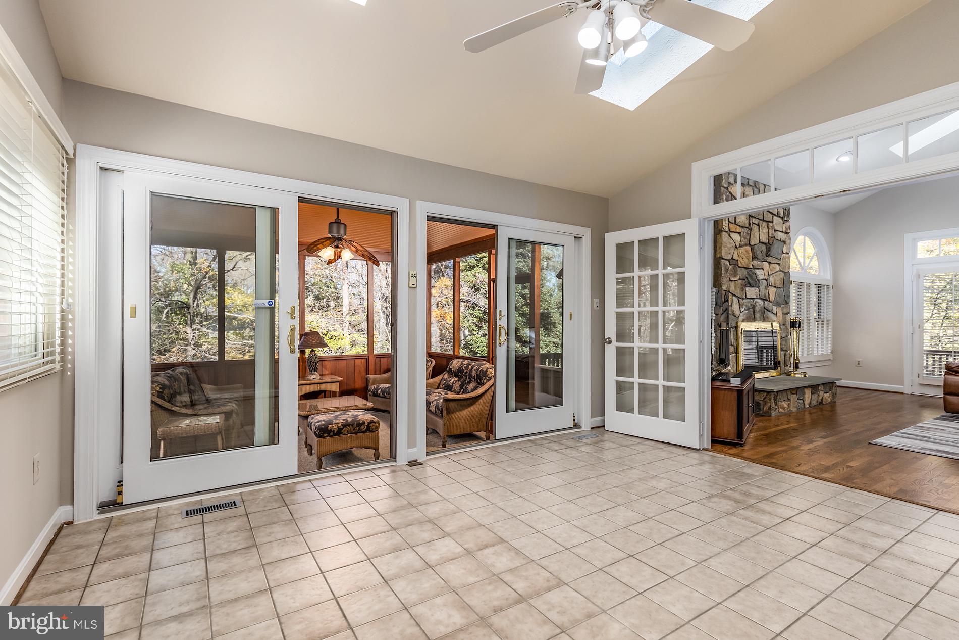 2014 Spring Branch Drive Vienna, VA 22181 - Photo 27 of 65 Gallery Image 27