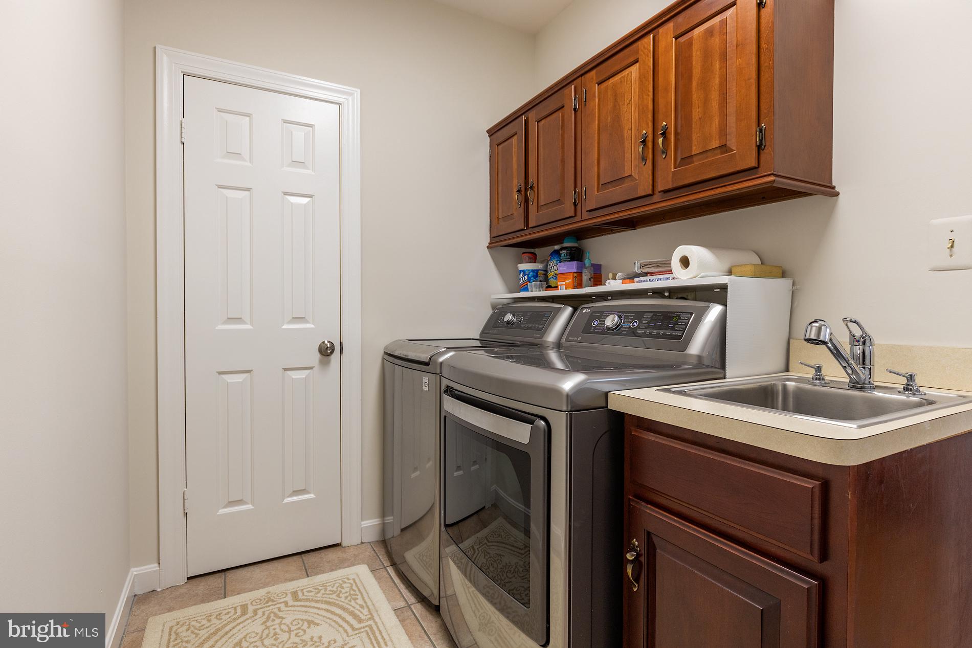 2014 Spring Branch Drive Vienna, VA 22181 - Photo 29 of 65 Gallery Image 29