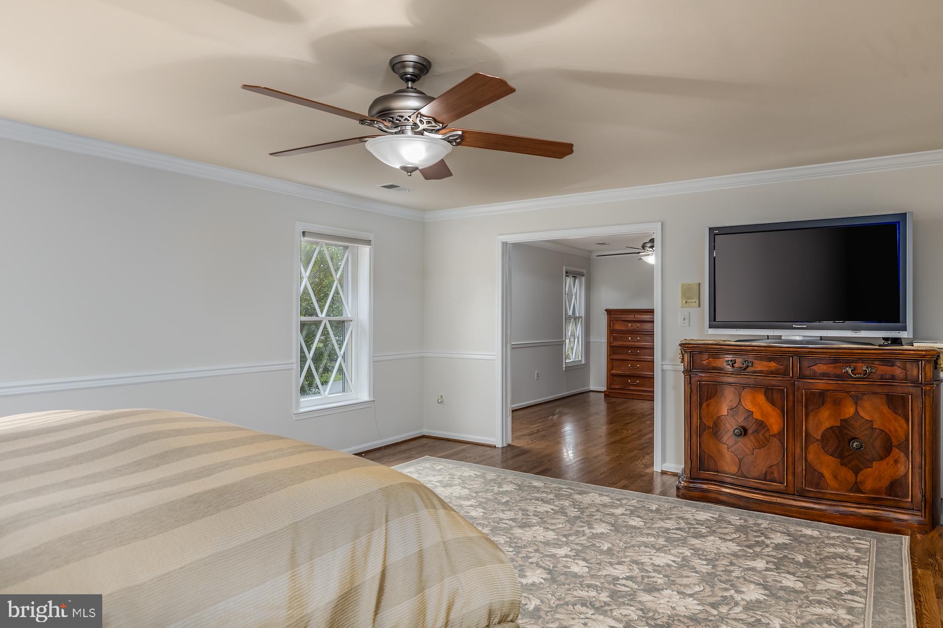 2014 Spring Branch Drive Vienna, VA 22181 - Photo 32 of 65 Gallery Image 32