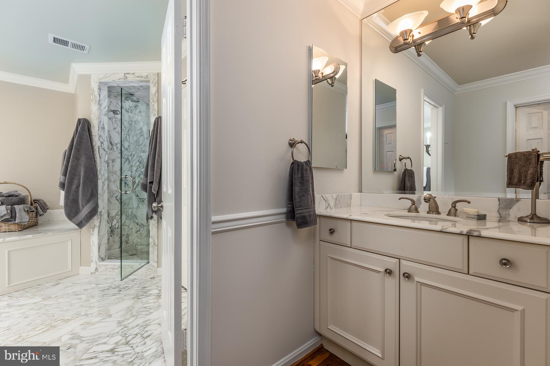 2014 Spring Branch Drive Vienna, VA 22181 - Photo 36 of 65 Gallery Image 36