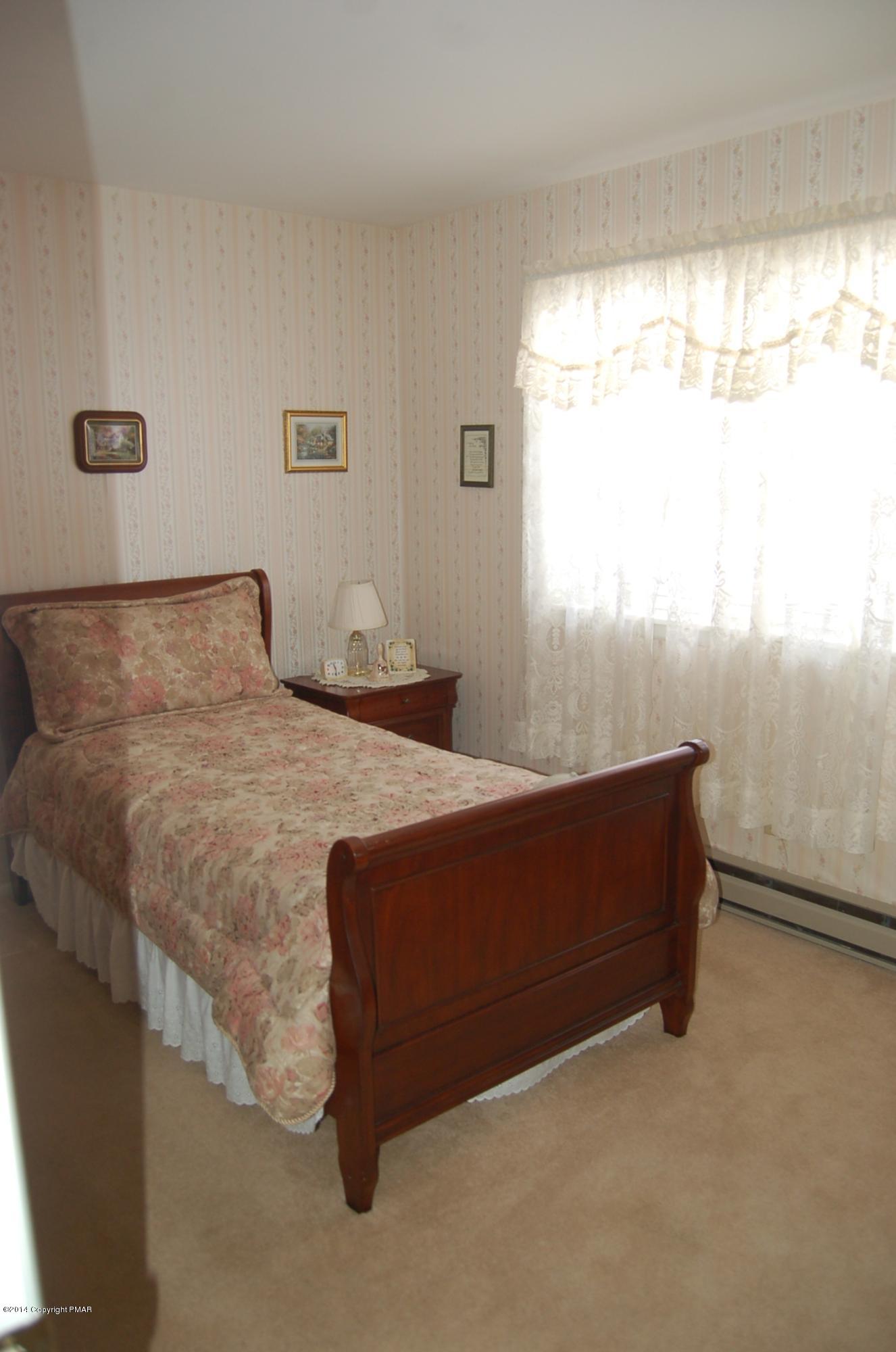 145 Partridge Path Kunkletown, PA 18058 - Photo 6 of 15 DSC_2436