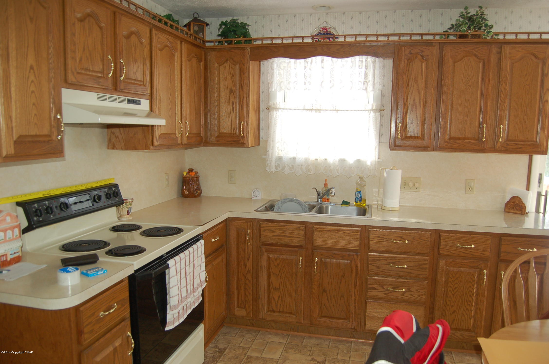 145 Partridge Path Kunkletown, PA 18058 - Photo 9 of 15 DSC_2439