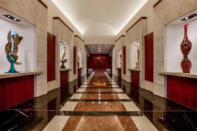 $2,650 | 500 Throckmorton Street, Unit 1409, Fort Worth, TX 76102