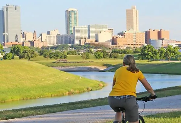 $2,650 | 500 Throckmorton Street, Unit 1409, Fort Worth, TX 76102