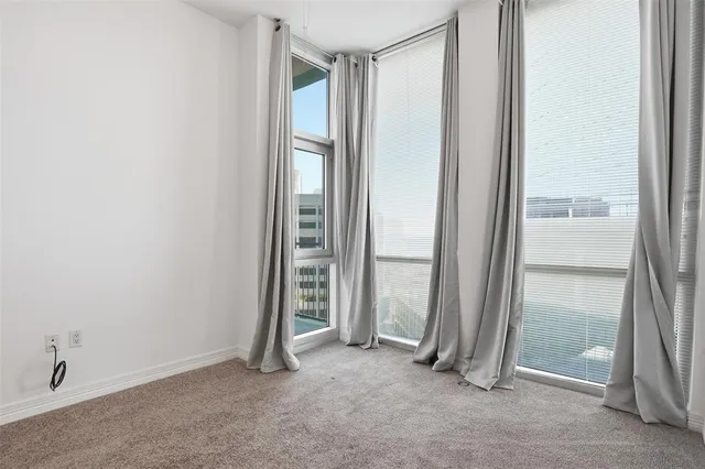 $2,650 | 500 Throckmorton Street, Unit 1409, Fort Worth, TX 76102