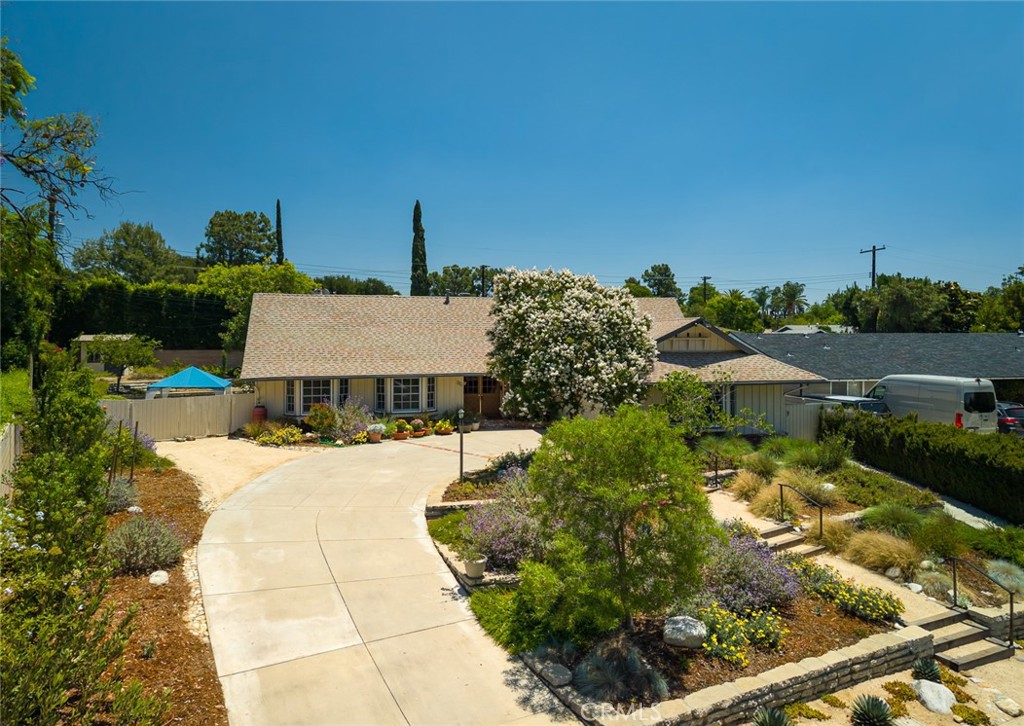 2220 Silver Tree Road Claremont, CA 91711 - Photo 57 of 74
