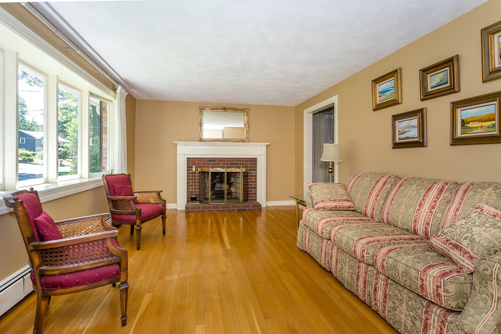 12 Tippycart Road Canton, MA 02021 - Photo 3 of 18 Gallery Image 3