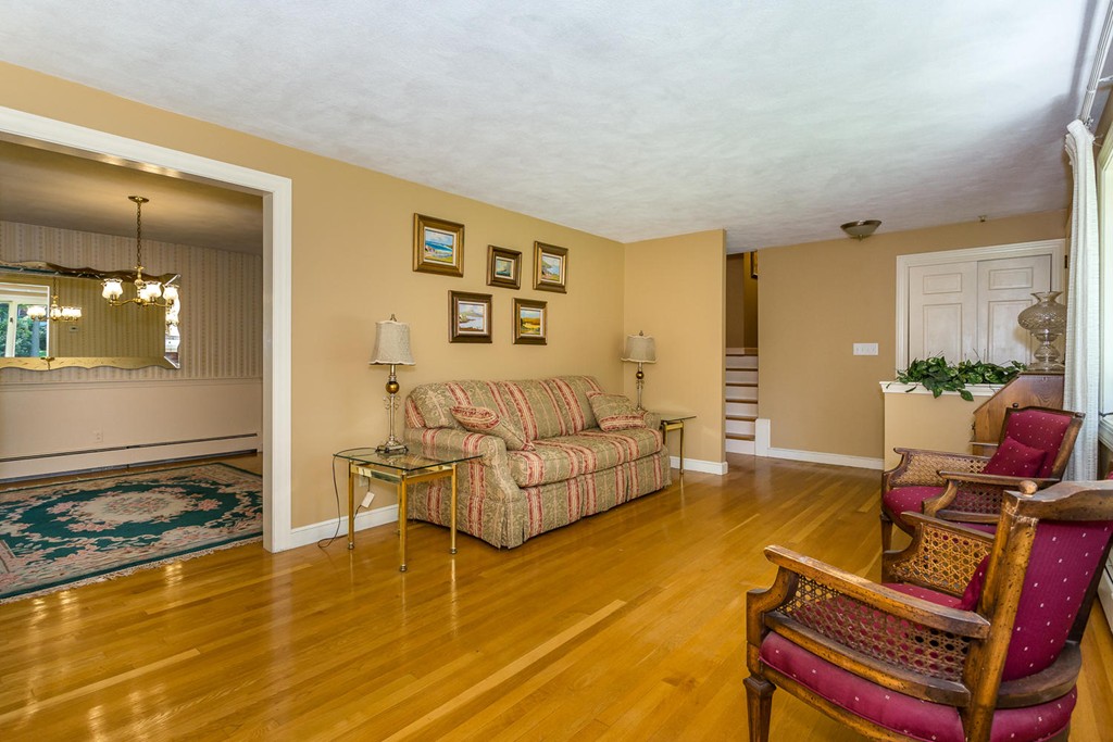 12 Tippycart Road Canton, MA 02021 - Photo 5 of 18 Gallery Image 5