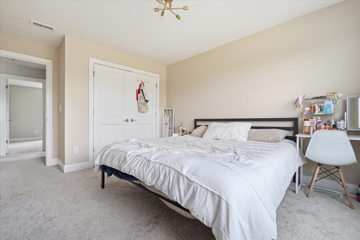 5407 Ferryman Road Bloomington, IL 61705 - Photo 43 of 61 Gallery Image 43
