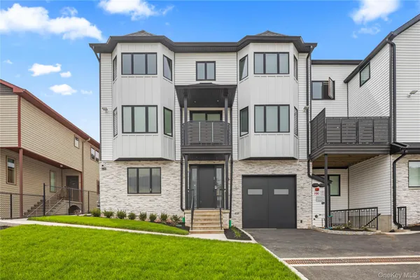 $749,000 | 8 1st Street, Unit 111, Spring Valley, NY 10977