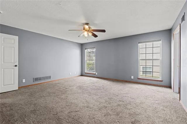 $370,000 | 20912 East 50th St Court South, Blue Springs, MO 64015