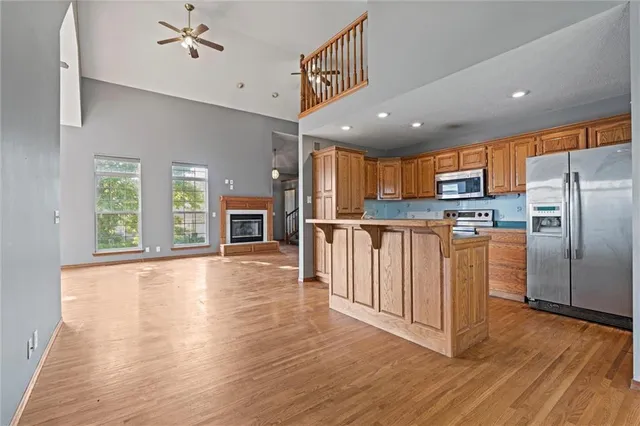 $370,000 | 20912 East 50th St Court South, Blue Springs, MO 64015