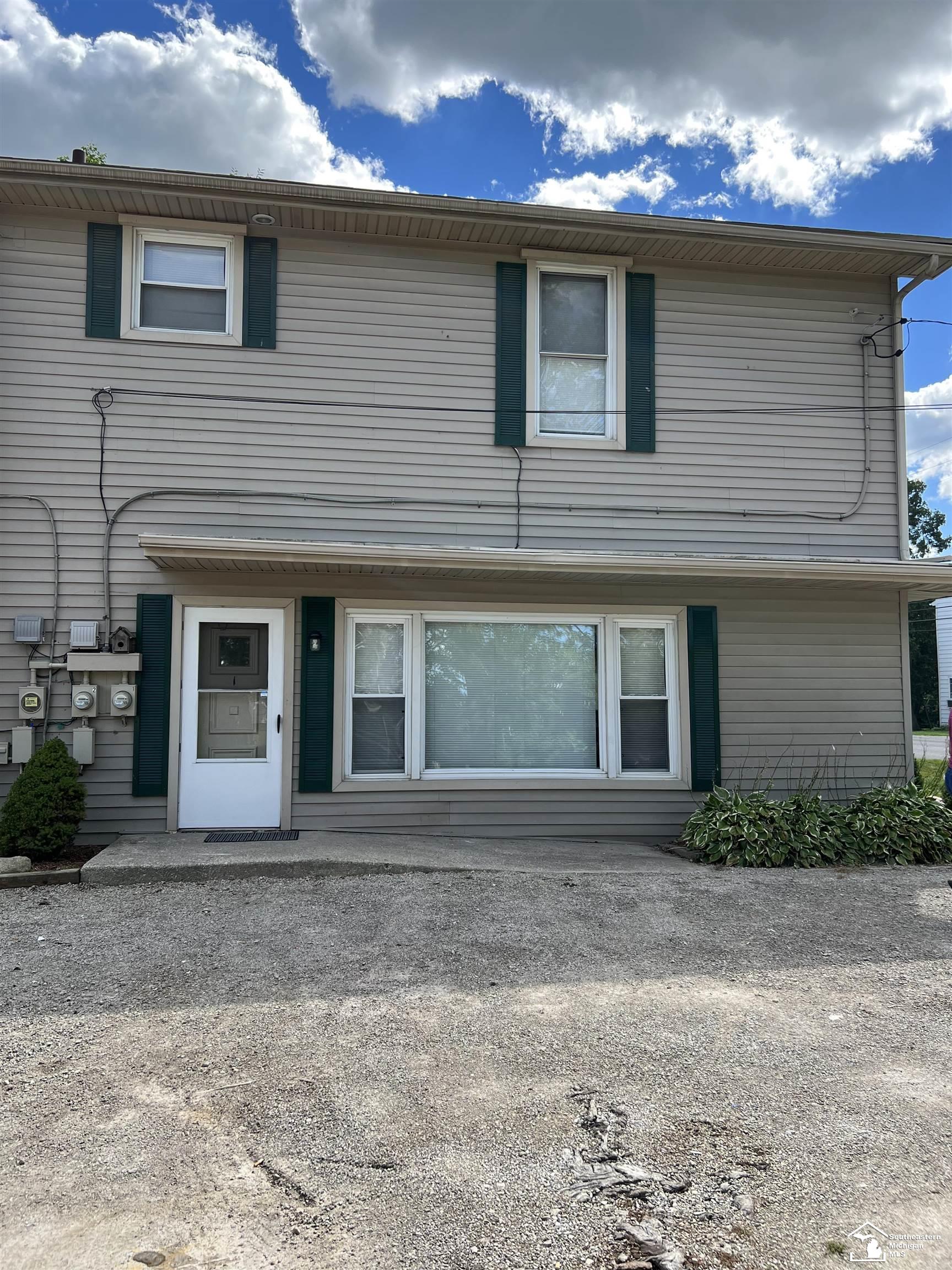 2025 Strasburg Road, Unit 2025 STRASBURG 2 ( UP) Monroe, MI 48161 - Photo 2 of 46